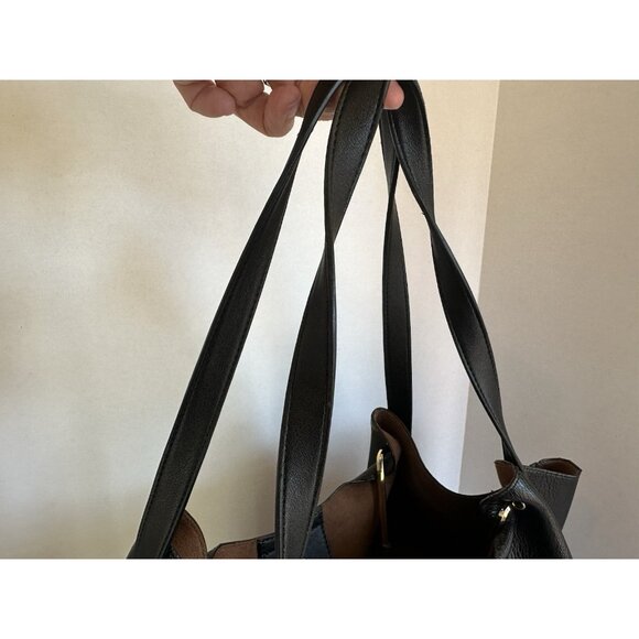 Sondra Roberts Squared Large Shoulder Bag Purse Black Gold Vegan Leather Clean - Picture 12 of 16